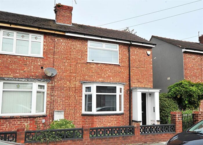 2 Bedroom Semi-Detached House For Sale In Belgrave Road, Cadishead, M44