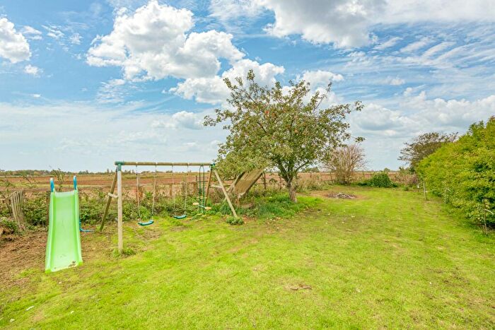 4 Bedroom Detached Bungalow For Sale In Station Road, Old Leake, PE22