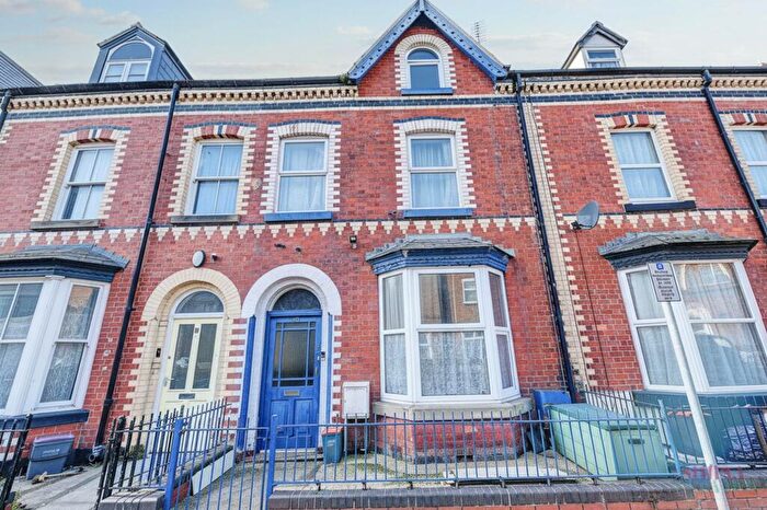 1 Bedroom Flat For Sale In Princes Street, Rhyl, LL18