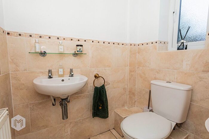 4 Bedroom Detached House For Sale In Burghley Drive, Radcliffe, Manchester, Greater Manchester, M26