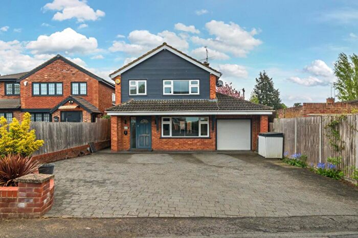 4 Bedroom Detached House For Sale In Rambler Close, Taplow, Berkshire, SL6