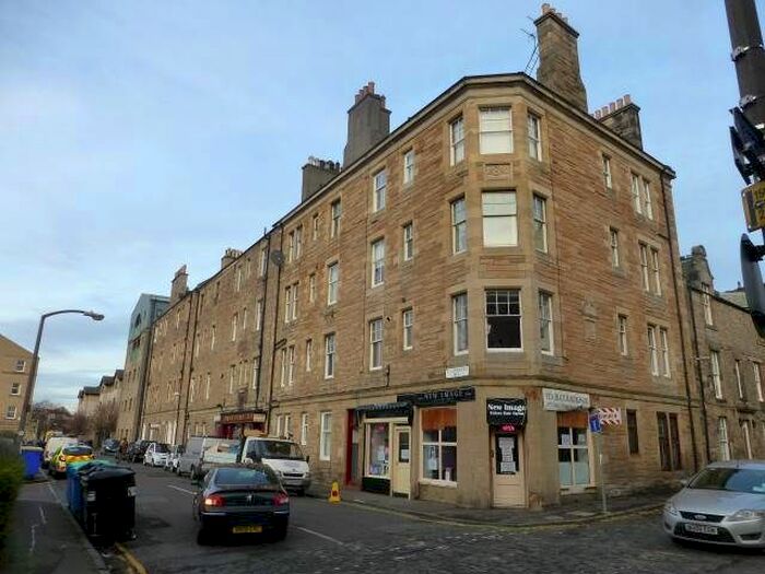 1 Bedroom Flat To Rent In St. Leonards Street, Edinburgh, EH8
