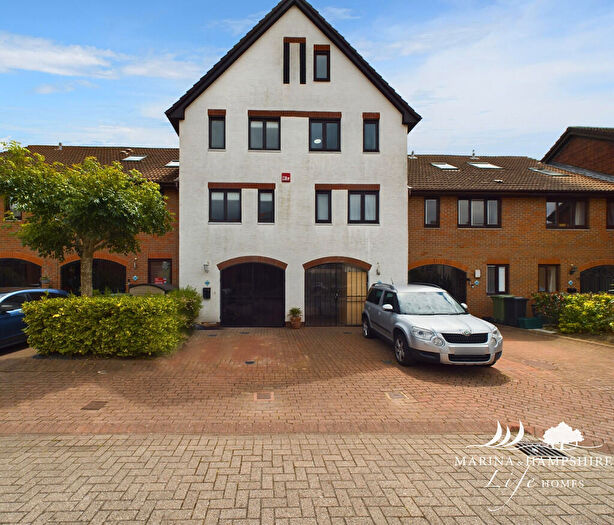 3 Bedroom Terraced House To Rent In Carbis Close, Portsmouth, PO6