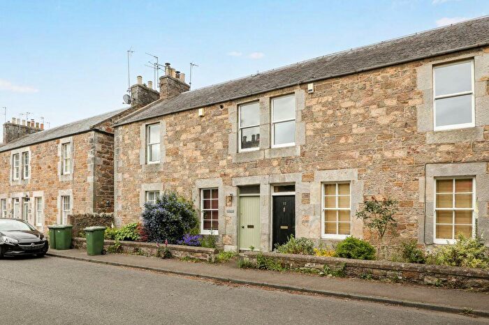 2 Bedroom Flat For Sale In Meadowpark, Haddington, EH41