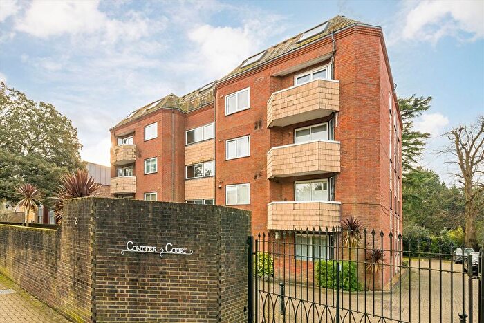 1 Bedroom Flat For Sale In Inner Park Road, Wimbledon, SW19