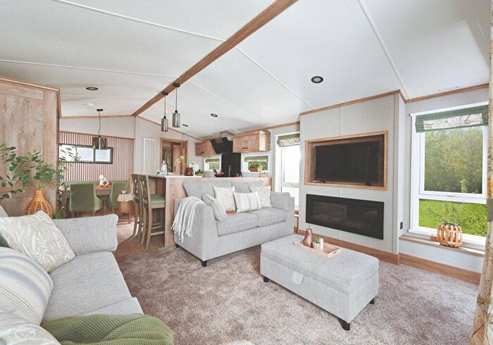 2 Bedroom Lodge For Sale In Neasham Road, Darlington, DL2