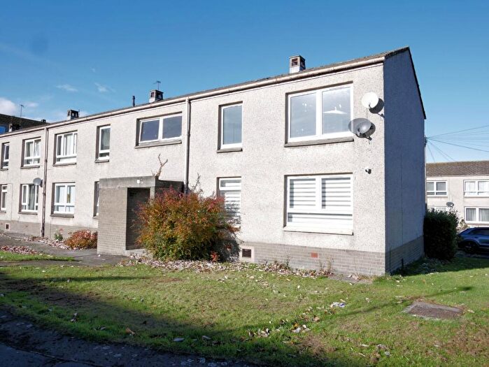 1 Bedroom Flat To Rent In Oxgangs Gardens, Oxgangs, Edinburgh, EH13
