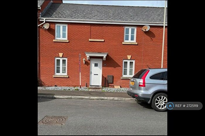 3 Bedroom Terraced House To Rent In Culm Grove, Exeter, EX2