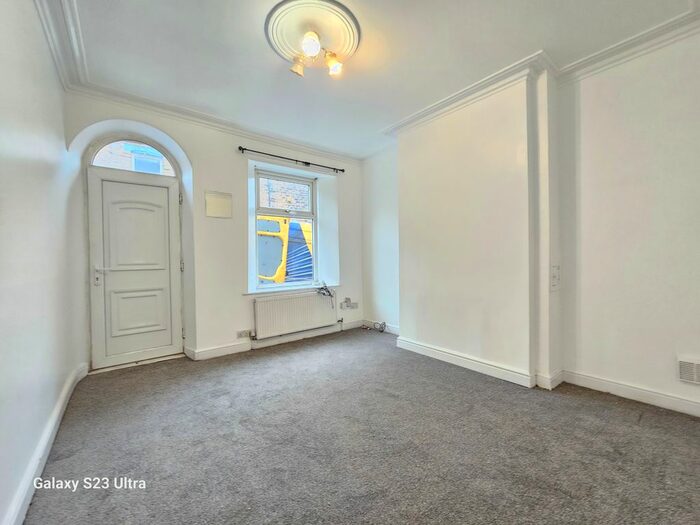 3 Bedroom Terraced House To Rent In Cundy Street, Sheffield, S6