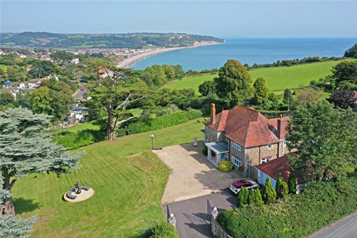 4 Bedroom Detached House For Sale In Beer Road, Seaton, Devon, EX12