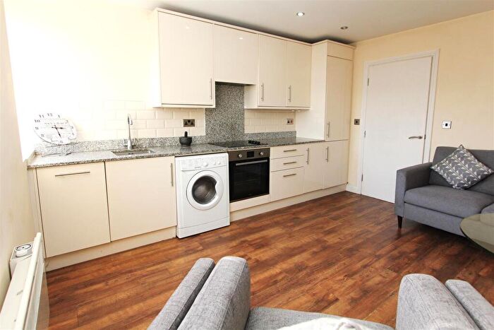 2 Bedroom Flat To Rent In Brunswick Court, Leeds, LS2