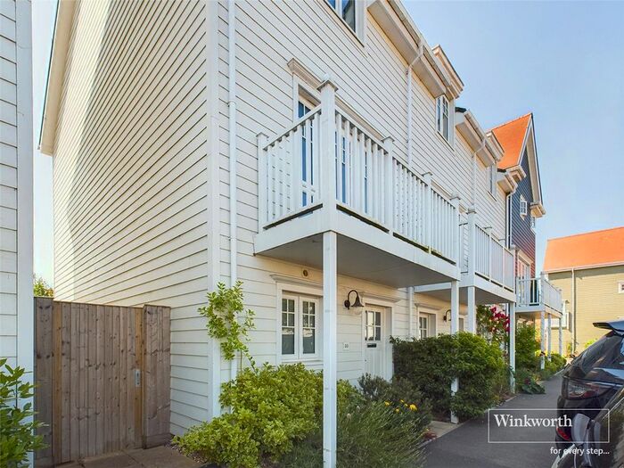 3 Bedroom End Of Terrace House To Rent In Vermont Street, Reading, Berkshire, RG2