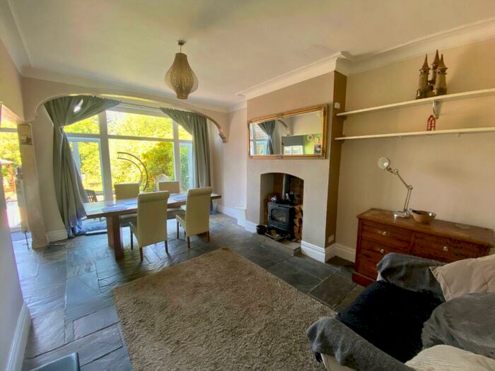 5 Bedroom Semi-Detached House For Sale In Sheringham Road, Manchester, M14