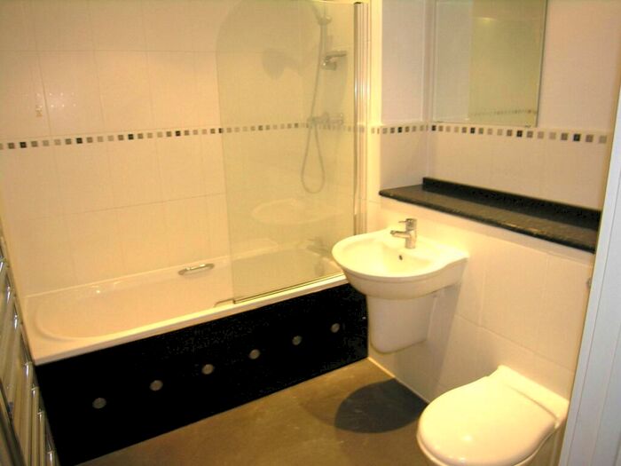 2 Bedroom Apartment For Sale In Wykes Bishop Street, Ipswich, Suffolk, Uk, IP3
