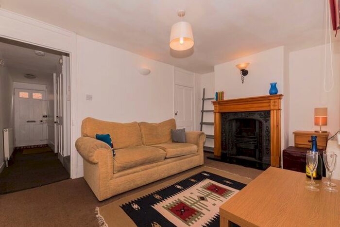 1 Bedroom Property To Rent In Love Lane, Canterbury, CT1