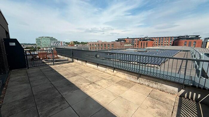 2 Bedroom Apartment To Rent In Crocus Street, Nottingham, Nottinghamshire, NG2