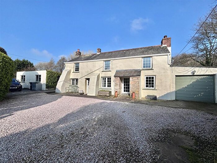 3 Bedroom Detached House For Sale In St. Stephen, St. Austell, PL26