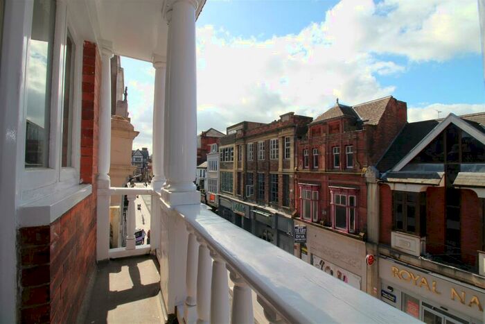 3 Bedroom Flat To Rent In Market Street, Leicester, LE1