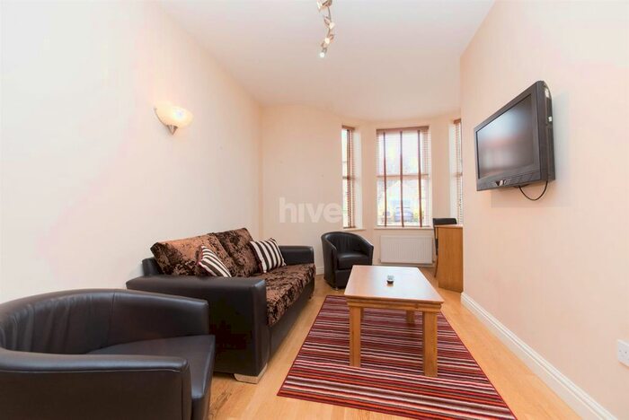 1 Bedroom Flat To Rent In Dene Apartments, Jesmond, Newcastle Upon Tyne, NE2