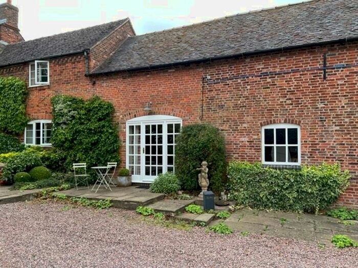 1 Bedroom Cottage To Rent In Hilderstone Road, Sandon, ST18