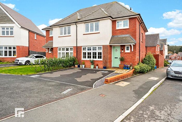 3 Bedroom Semi-Detached House For Sale In Pentrebane Drive, Cardiff, CF5