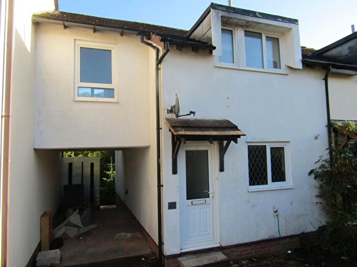 3 Bedroom House To Rent In Sylvania Drive, Exeter, EX4
