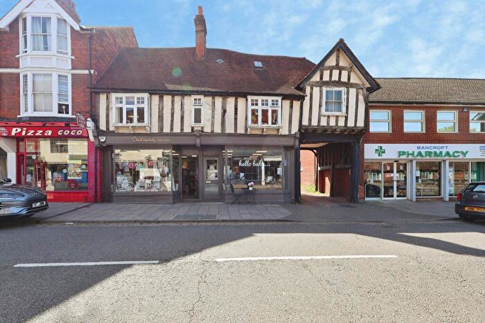 3 Bedroom Maisonette For Sale In Silver Court, Bancroft, Hitchin, SG5