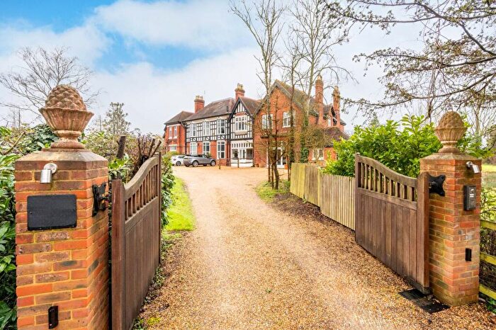 3 Bedroom End Of Terrace House For Sale In Winkfield Street, Winkfield, Windsor, SL4