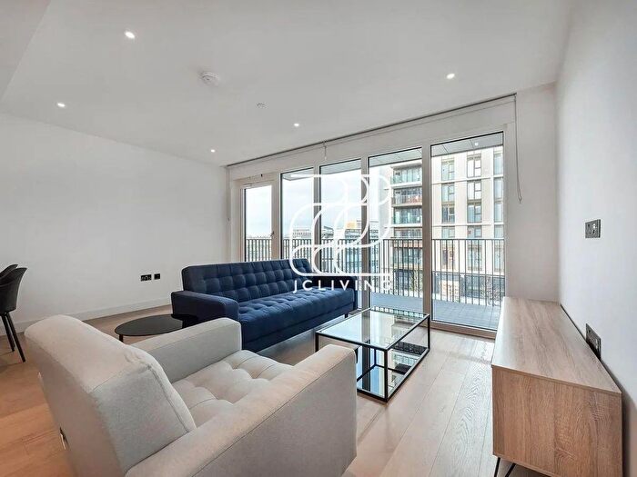 1 Bedroom Flat To Rent In Lincoln Apartments, London, W12