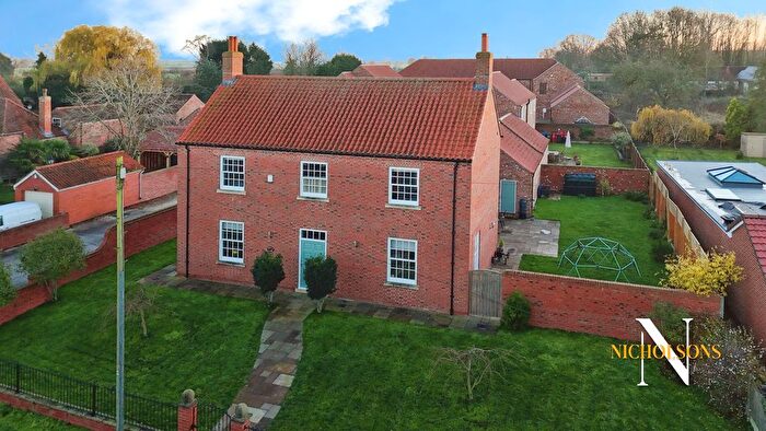 5 Bedroom Detached House For Sale In Low Street, East Drayton, Retford, Nottinghamshire, DN22