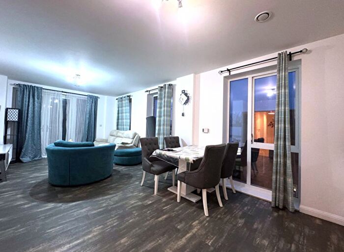 2 Bedroom Flat To Rent In Coxwell Boulevard, London, NW9