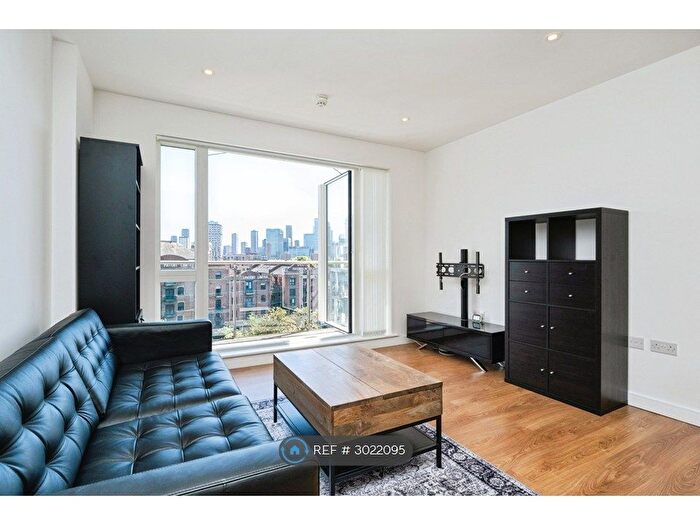 2 Bedroom Flat To Rent In Sargasso Court, London, E3