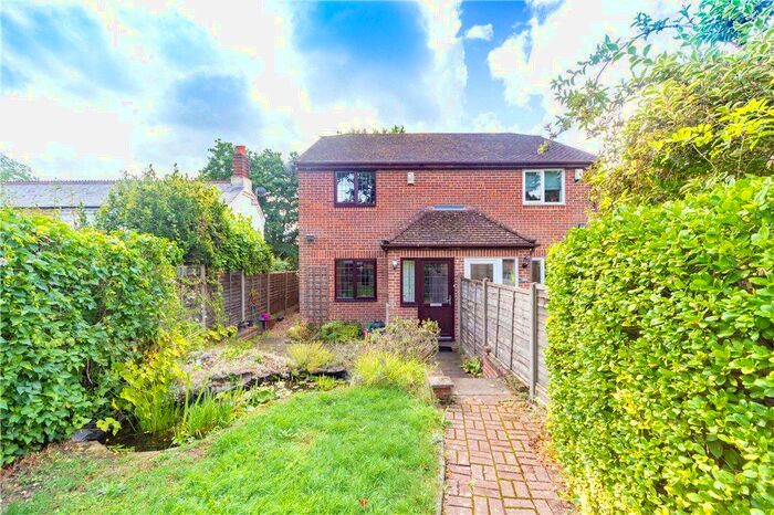 2 Bedroom Semi-Detached House To Rent In Guildford Road, GU12