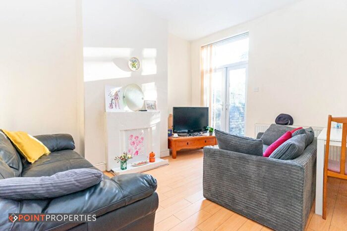 4 Bedroom Terraced House To Rent In Bedroom House, Oakdale Road, Liverpool, L18