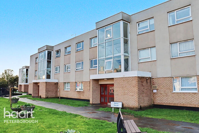 2 Bedroom Flat For Sale In St Marys Court, Peterborough, PE1