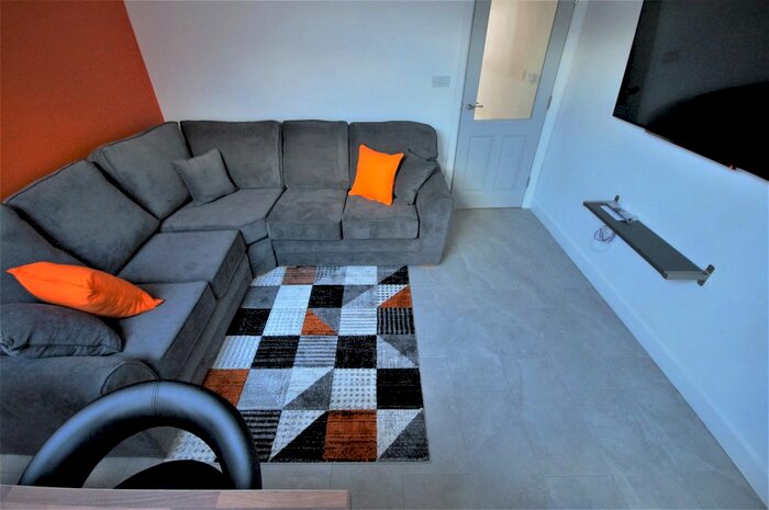 5 Bedroom Terraced House To Rent In St. Margaret Road, Coventry, CV1