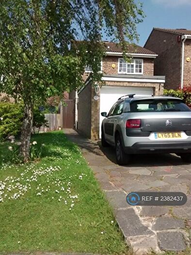 3 Bedroom Detached House To Rent In Darley Close, Shirley, Croydon, CR0