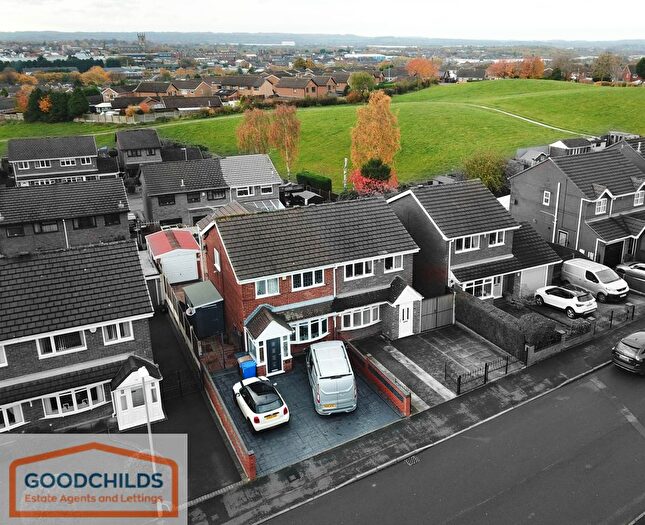 3 Bedroom Semi Detached House For Sale In Linnburn Road, Meir Hay, Stoke-On-Trent, ST3