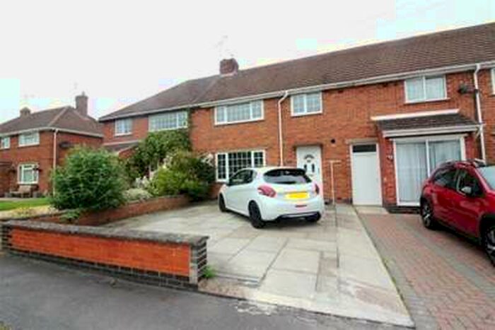 3 Bedroom House To Rent In St. Michaels Road, Warwick, CV34