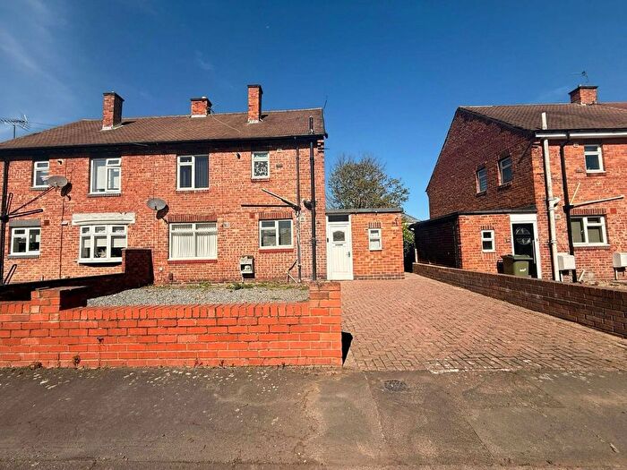 3 Bedroom Semi-detached House For Sale In Coverdale Avenue, Washington, NE37