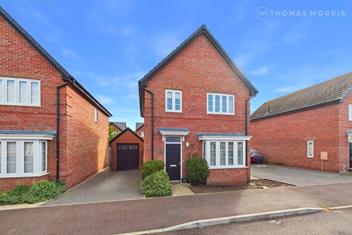 3 Bedroom Detached House For Sale In Soundy Paddock, Biggleswade, Bedfordshire, SG18