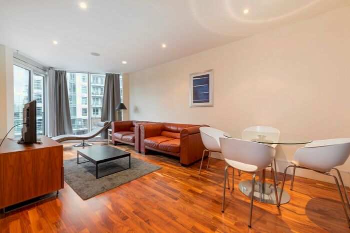 2 Bedroom Flat To Rent In Juniper Drive, London, SW18