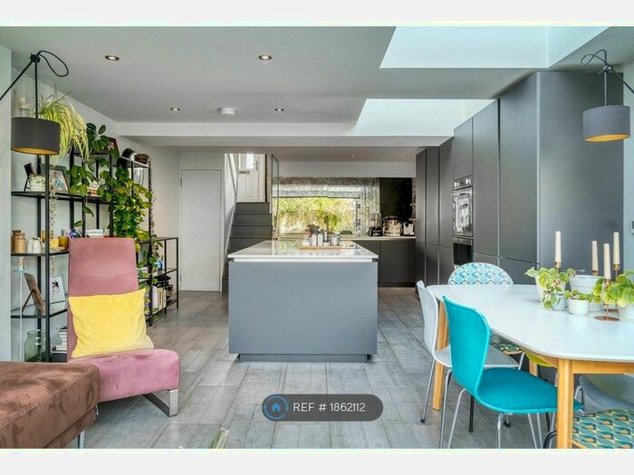 3 Bedroom Terraced House To Rent In Goodrich Road, London, SE22