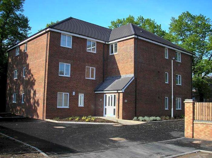 2 Bedroom Apartment To Rent In Piper House, Deans Court, Pontefract, WF8