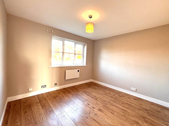 1 Bedroom Maisonette To Rent In Douglas Avenue, Carlton, Nottingham, NG4