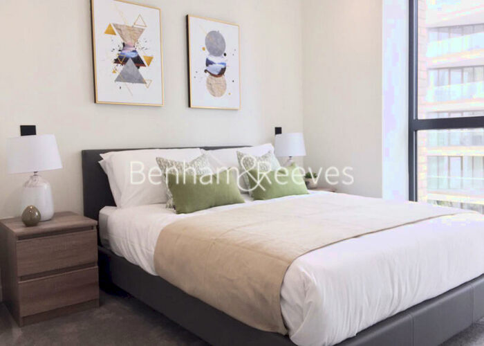 2 Bedroom Apartment To Rent In Emery Way, Wapping, E1W
