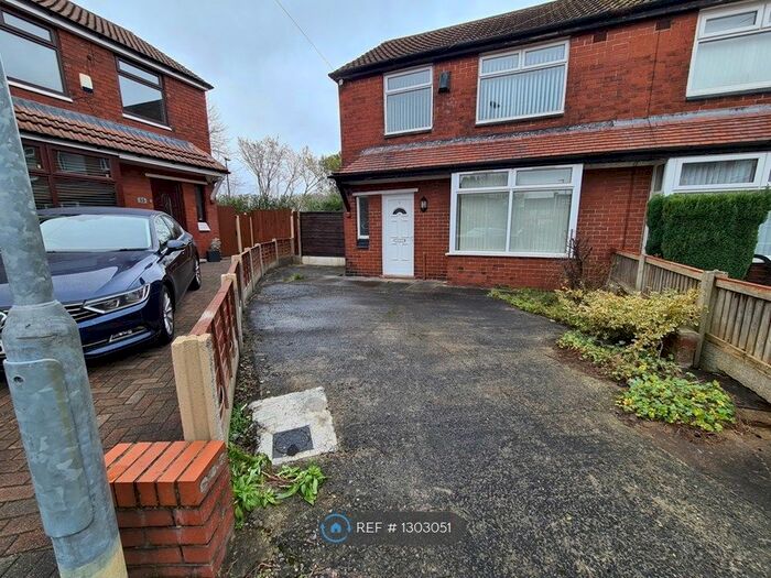 2 Bedroom Semi-Detached House To Rent In Athlone Avenue, Manchester M40