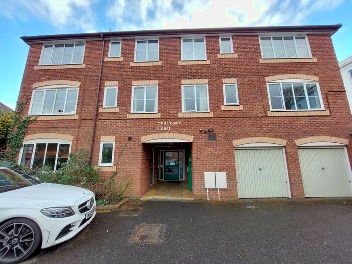 2 Bedroom Flat To Rent In Holloway Street, St. Leonards, Exeter, EX2