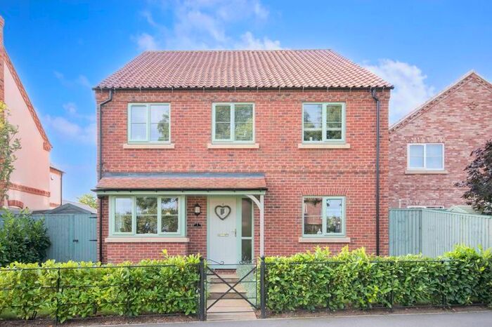 4 Bedroom Detached House For Sale In Brindley Grove, Sutton Cum Lound, Retford, DN22