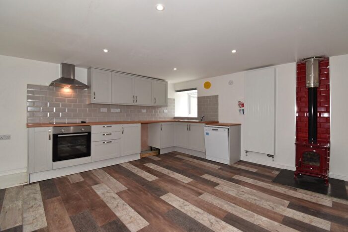4 Bedroom Terraced House To Rent In Bridge, Redruth, TR16